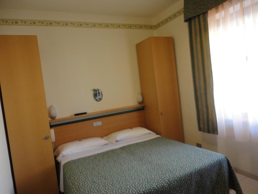 Hotel Mariani Lido di Camaiore Habitación foto